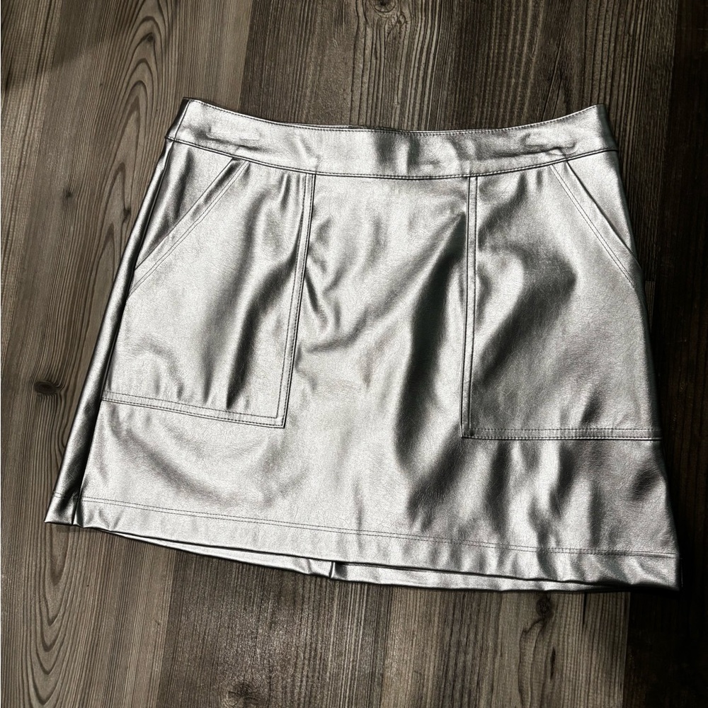 Women's S a new day metallic silver mini skirt with front pockets